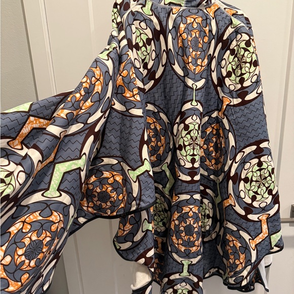 Colorful Patterned Cape - Picture 5 of 5